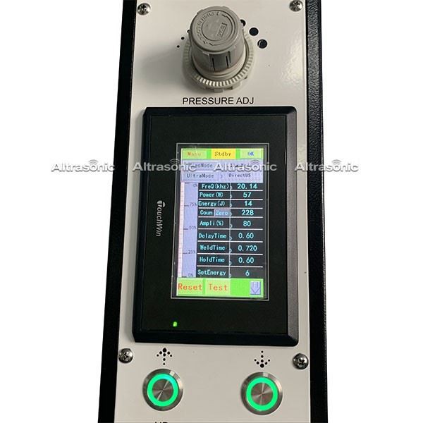 High Efficient 20kHz Ultrasonic Plastic Welding Machine